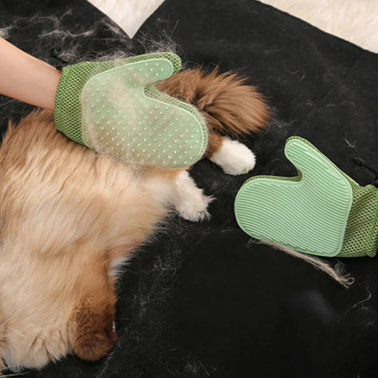 Cat Grooming Glove – Durable Material – One Size Fits Most – Reduces Shedding and Enhances Bonding 0